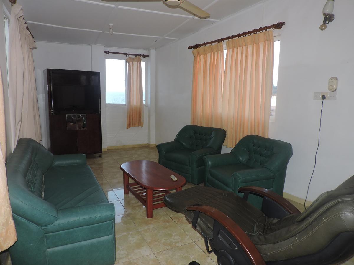 Green Park Beach Hotel Trincomalee Exterior photo