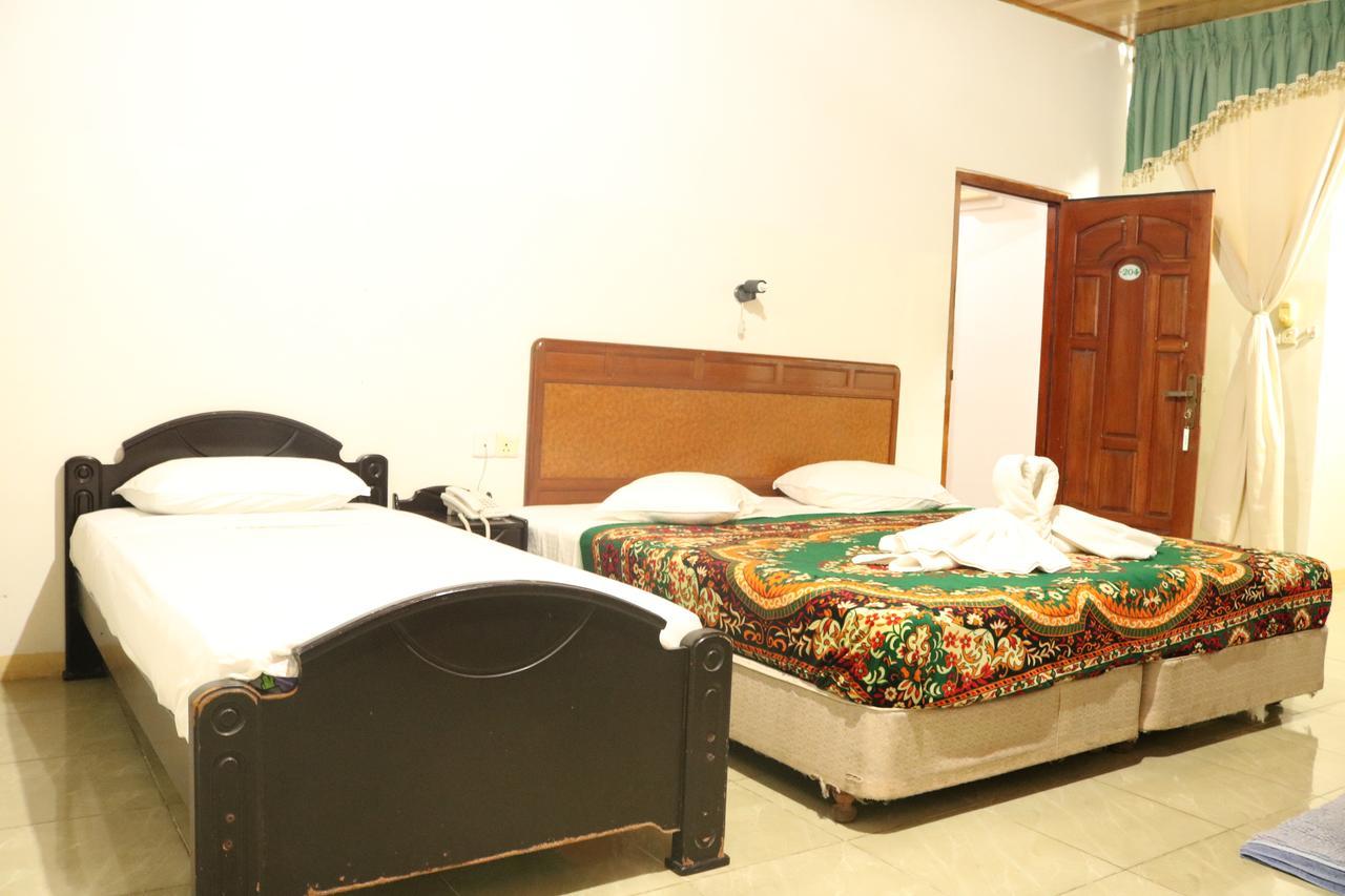 Green Park Beach Hotel Trincomalee Exterior photo